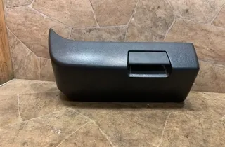 MERCEDES-BENZ C-Class W204/S204/C204 (2004-2015) Zásuvka A2048100304 34208972