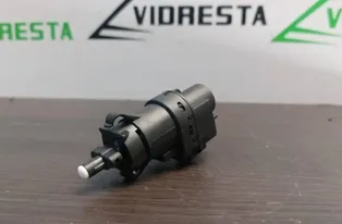 VOLVO V60 1 generation (2010-2020) Senzor brzdového pedálu 3M5T13480AC 28582250