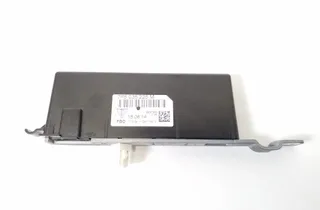 PORSCHE Cayenne 958 (2010-2018) Anténa 7P5035225M 25048151