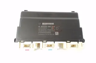 INFINITI Q30 1 generation (2016-2020) Predná pravá jednotka ovládania sedadla A1669008506 33728158