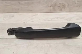 MAZDA 5 1 generation (2005-2010) Rukoväť zatvárania pravých predných dverí 33377883