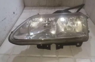 RENAULT Espace 3 generation (1996-2002) Ľavé predné svetlomety 89002588 33990104