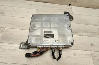 TOYOTA Avensis 2 generation (2002-2009) Riadiaca jednotka motora 8966105C70 34465903