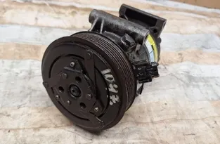 RENAULT Scenic 2 generation (2003-2010) Klimatizačné čerpadlo 02184214946,01140018,8200309193,8200053264,8200457418,7711135808,9260000QAA,8671016164 33978527