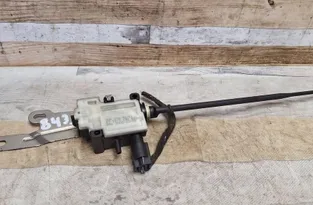 BMW X6 E71/E72 (2008-2012) Fuel Tank Cover Lock 6711719053302 33977285