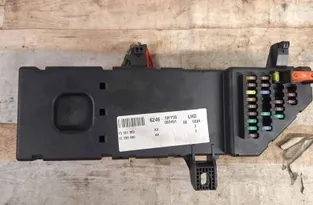 OPEL Vectra C (2002-2005) Fuse box 0150744,518721204,13181983 34014834