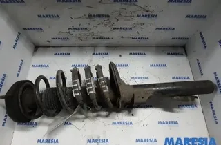 RENAULT Safrane 1 generation (1992-2000) Pravý zadný tlmič nárazov 7700805925,7700816047,7700819547,7700426727 26996440