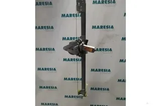 OPEL Vivaro A (2002-2006) Regulátor okna ľavých predných dverí 91165704,7700311820C 27341049