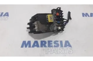 PEUGEOT Partner 2 generation (2008-2023) Pojistková skrinka 6500EK,66652X,9660222380 27772352