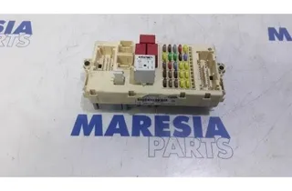 FIAT Bravo 2 generation (2007-2011) Pojistková skrinka 51829178,51786513,503440180103,0051829178,0051786513,198AA31329270307,51761160 27777455