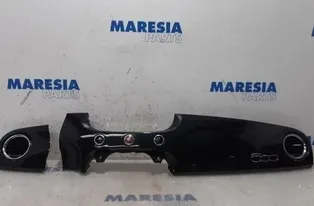 FIAT 500 2 generation (2008-2024) Ostatné vnútorné časti 735458958,735451111,71749342,735458961 27888855