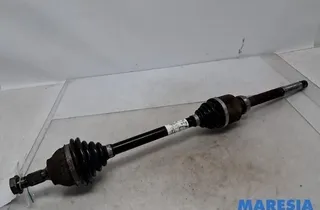 PEUGEOT 2008 1 generation (2013-2020) Pravý predný hnací hriadeľ 9800387480,1613732280 33122201