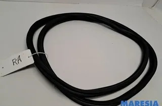 OPEL Grandland X 1 generation (2017-2023) Rear Right Door Seal Rubber 9815017480,009815017480 33531116