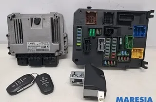PEUGEOT 308 T9 (2013-2021) Engine Control Unit ECU 0261S07931,9804723880,9673759980,9806687880 33938587