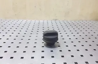 VOLKSWAGEN Passat B4 (1993-1997) Крышка топливного бака 191201553A 26218710