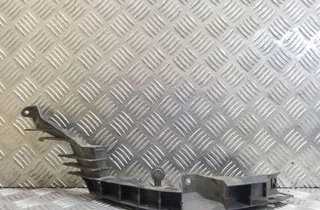 VOLKSWAGEN Golf 3 generation (1991-1998) Pravý zadný držiak nárazníka 1J6807394A 32168544