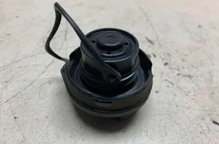 VOLKSWAGEN Golf 8 generation (2019-2023) Крышка топливного бака PA66GF30 34181072