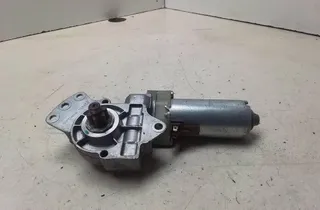 AUDI A6 C6/4F (2004-2011) Motor ovládania pravého predného sedadla 0130002525,198387102 34181277