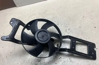 RENAULT Megane 1 generation (1995-2003) Motorový chladiaci ventilátor Radiátor 7700840140 34192330