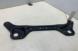 MERCEDES-BENZ C-Class W204/S204/C204 (2004-2015) Držiak stĺpika riadenia a2046280011 34178156