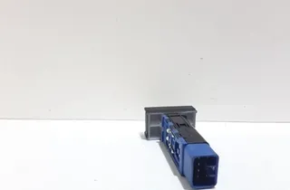 HYUNDAI Santa Fe CM (2006-2013) Vypínač vykurovania zadného okna 621W05010 31416126