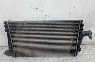 AUDI A6 C5/4B (1997-2004) Intercooler radiátor 4B0145805A 33353032