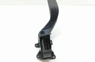 FORD Focus 1 generation (1998-2010) Plynový pedál 98AB9F836AE 33556498