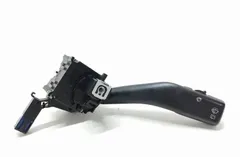 VOLKSWAGEN Golf Plus 1 generation (2004-2009) Ovládanie stieračov 1K0953519 33558075