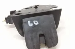 AUDI A4 B7/8E (2004-2008) Zámok na piate dvere 8P4827505B 33582147