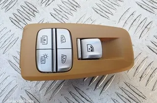 BMW 7 Series G11/G12 (2015-2023) Front Left Door Window Switch 9382506 33473668