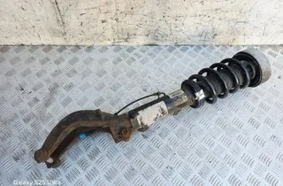 BMW X5 F15 (2013-2018) Pravý predný tlmič nárazov 6875084,37116875084,6851592 33538891