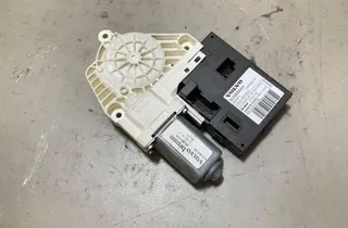 VOLVO C70 2 generation (2005-2013) Motor regulátora okna ľavých predných dverí 30798099AA,5WK11614D 33800876