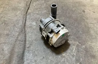 VOLVO XC40 1 generation (2017-2024) Circulation Water Motor TPA1741532,P32135207 33805527