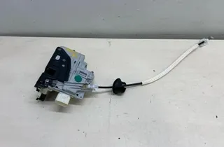 PORSCHE Cayenne 958 (2010-2018) Ľavý predný zámok dverí 8J1837015B 31425339