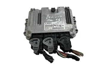 PEUGEOT Partner 2 generation (2008-2023) Блок управления двигателем 9666975480,0281013329 29950136