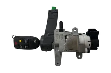 VOLVO V70 2 generation (2000-2008) Ignition Lock 8626324 29971710
