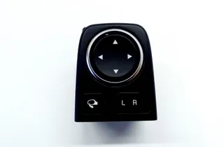 KIA XCeed 1 generation (2019-2024) Prepínač nastavenia zrkadla 93530J7000 34220540