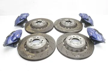 BMW M4 F82/F83 (2013-2020) Brzdový systém Kit strmeň & disky 2284809,2284810,6799469,6799470,8046261,8046262,2284811,2284812 33509515