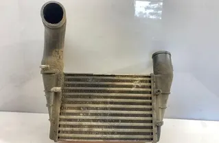 AUDI A4 B5/8D (1994-2001) Intercooler radiátor 058145805A 18123567