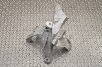 AUDI A5 Sportback 8T (2009-2011) Držiak motora pravá strana 8K0199308EE 17210157