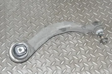 BMW 7 Series F01/F02 (2008-2015) Нижний рычаг передний левый 30733348