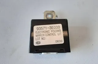 KIA Sorento 1 generation (2002-2011) Ovládacia jednotka pravého boku zrkadla 935713E000 33620639