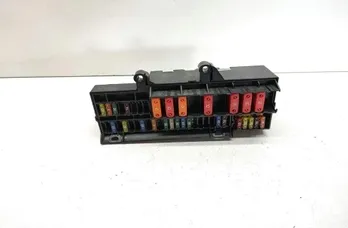 BMW 7 Series E65/E66 (2001-2008) Poistková skrinka 6900582 33637984