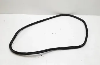 AUDI A6 C8/4K (2018-2024) Уплотнительная резина задней двери (по кузову) 33640998