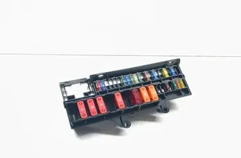 BMW 7 Series E65/E66 (2001-2008) Poistková skrinka 6900582 33649209