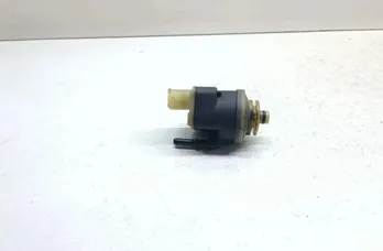 BMW 4 Series F32/F33/F36 (2013-2020) Обогреватель топливного фильтра 33649517