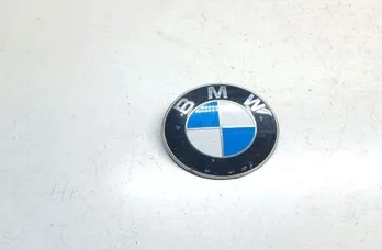 BMW 3 Series E90/E91/E92/E93 (2004-2013) Значок производителя автомобиля 8219237 33651241
