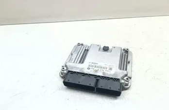 BMW 3 Series F30/F31 (2011-2020) Блок управления двигателем 8578946 33658321