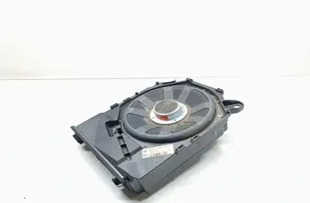 BMW 3 Series E90/E91/E92/E93 (2004-2013) Subwoofer 6925336 33661423