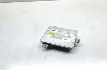 BMW 3 Series E90/E91/E92/E93 (2004-2013) Блок розжига ксенона 7237647 33674454